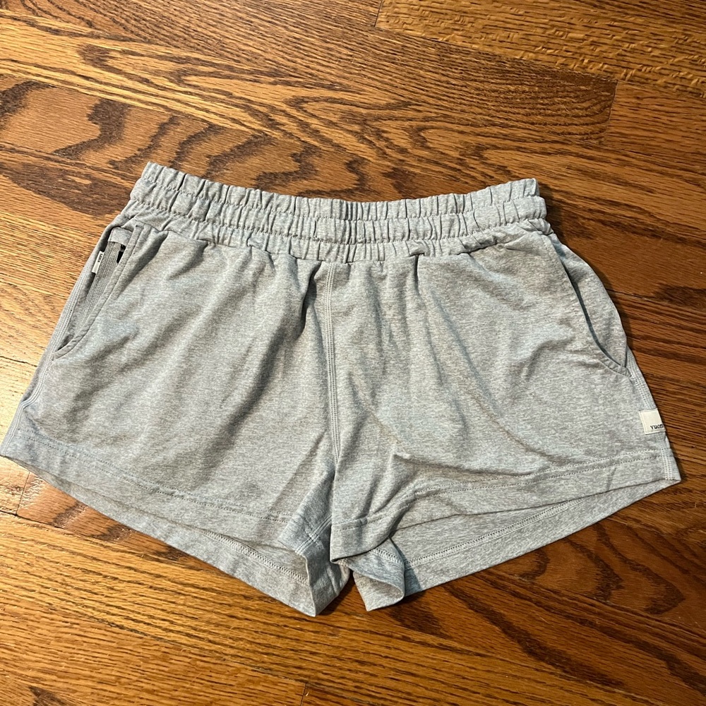 Vuori Grey Short- XS